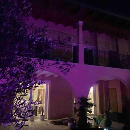 Apartment Charme And Relax With Garden And Swimming Pool Desenzano del Garda Dış mekan fotoğraf
