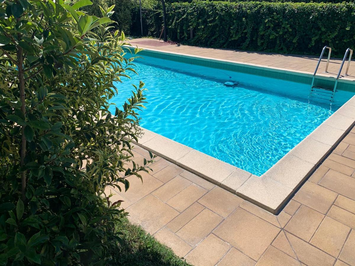Apartment Charme And Relax With Garden And Swimming Pool Desenzano del Garda Dış mekan fotoğraf